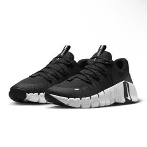 Brand New Nike Free Metcon 5 Black/White Women’s Workout Shoes